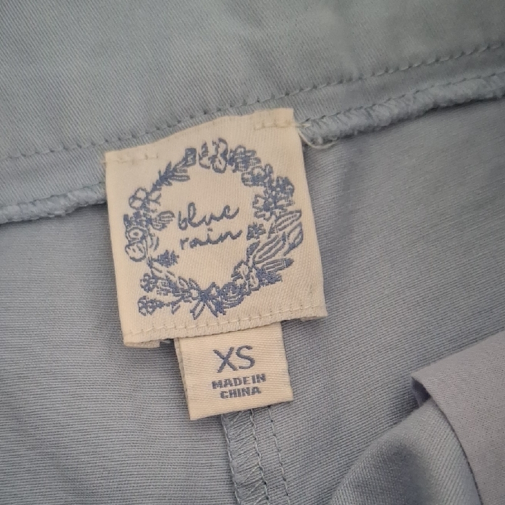 Francesca's Scalloped Shorts - Picture 4 of 6